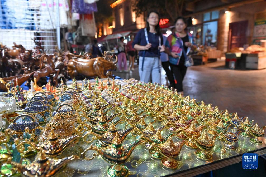 大红鹰论坛在线统计器
